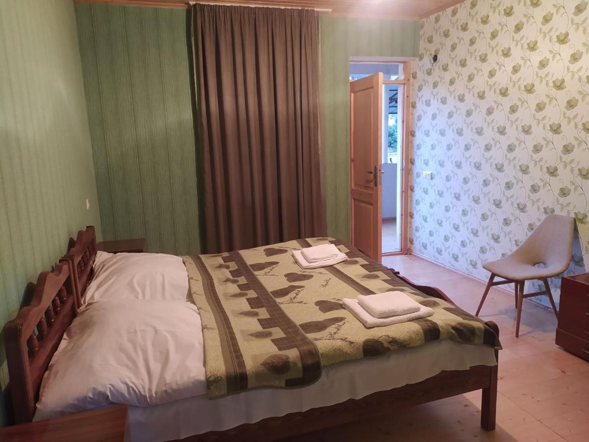 Guest House Nene เมสเตีย ภายนอก รูปภาพ
